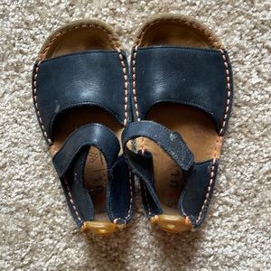 Vivobarefoot sandal for children